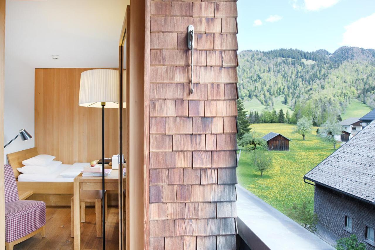 Hotel Gasthof Krone Hittisau Exterior foto